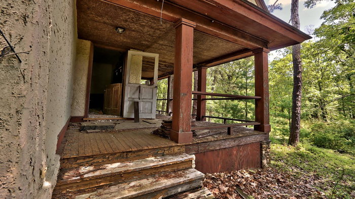 Stricklands Mountain Inn and Cottages - Ruins Photos From Darryl W Moran On Facebook (newer photo)